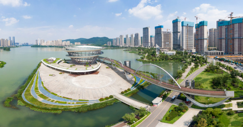 中国湖南省长沙市梅溪湖城市岛双螺旋观景平台航拍