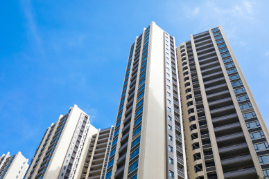 蓝天下环境优美的房地产小区楼盘 中国广东珠海市