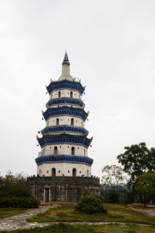 湖南永州建于明代的廽龙塔风光