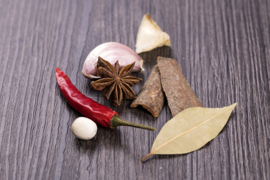 品种丰富味道各异的烹饪调料