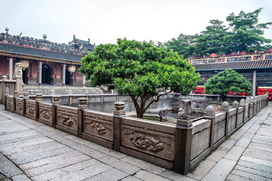 中国广东省佛山祖庙灵应祠院内的锦香池