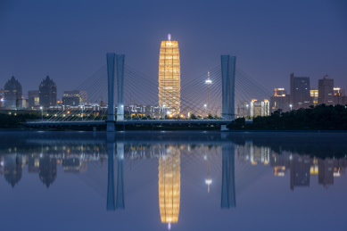 中国河南省郑州市中央商务区夜景