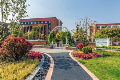 中国上海交通大学闵行校区校园风光