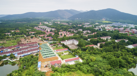航拍中国上海市白茅岭夏季雨后风光