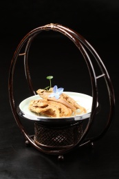 中国上海的一道冷菜——烤子鱼