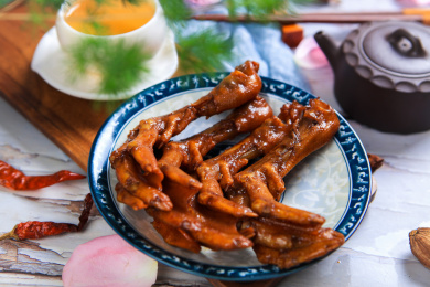 民间传统美食小吃香辣卤鸭掌