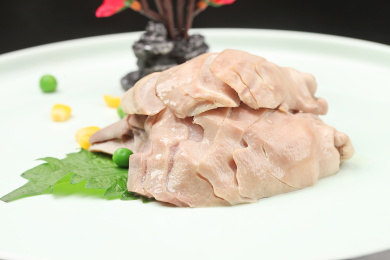 中国上海的一道凉菜——白切肚尖