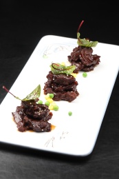中国上海的一道冷菜——酱香牛肉干