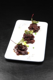 中国上海的一道冷菜——酱香牛肉干