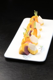 中国上海的一道冷菜——双色小金瓜