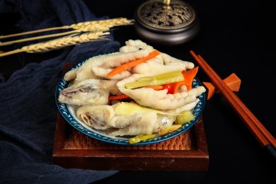 酸爽可口的美味零食小吃泡椒凤爪