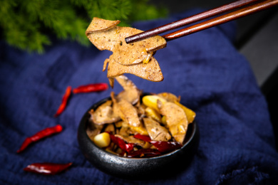 民间传统美食小吃爆炒猪肝