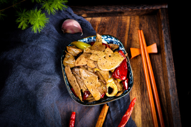 民间传统美食小吃爆炒猪肝