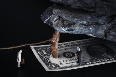 微缩摄影金融诈骗陷阱引诱圈套