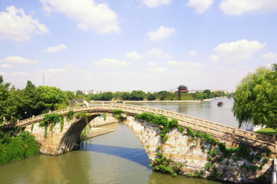 苏州护城河上的灭渡桥古石桥