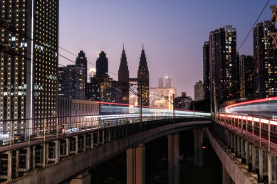 重庆海棠溪轻轨站夜景风光