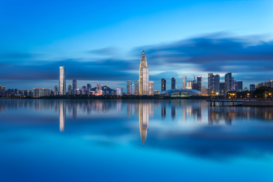 深圳南山区深圳湾后海金融区的繁华夜景