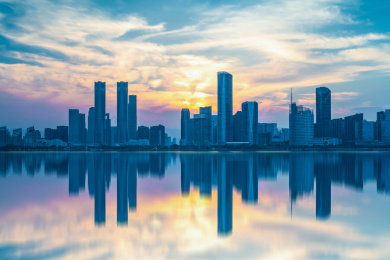 中国江西省南昌市红谷滩现代城市建筑风光