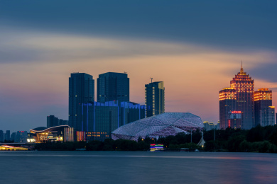 中国辽宁沈阳盛京大剧院落日风光