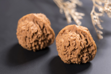 包浆浓厚形态各异的文玩核桃