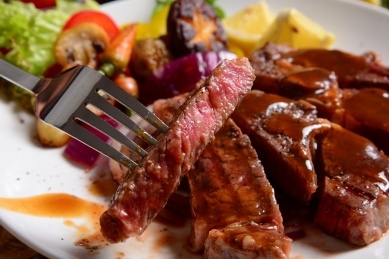 steak medium rare beef with spices