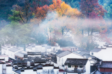 江西婺源石城日出晨雾秋色