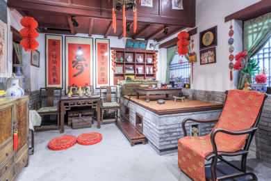 中国山东省潍坊市十笏园景区内清代起居室陈设