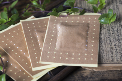 传统中成药药贴室内静物特写