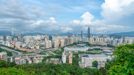 中国深圳笔架山公园鸟瞰城市建筑