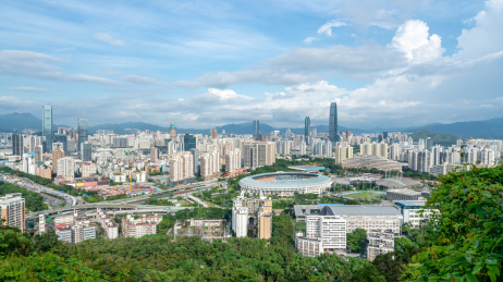 中国深圳笔架山公园鸟瞰城市建筑