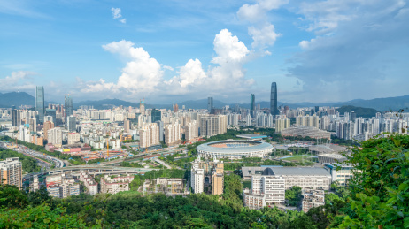 中国深圳笔架山公园鸟瞰城市建筑