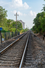 城市中的火车轨道