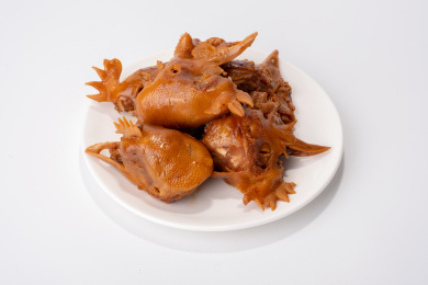 一盘红烧鸡头 鸡头