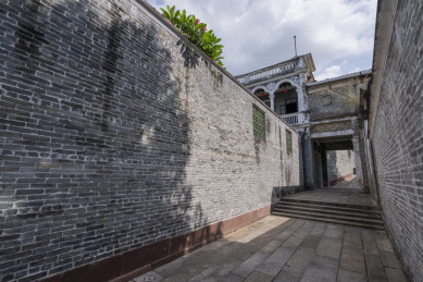 中国广东省佛山顺德鸣石花园岭南古建筑景观