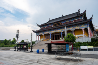 中国安徽省蚌埠市锥子山栖岩寺风光