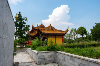 中国安徽省蚌埠市锥子山栖岩寺风光