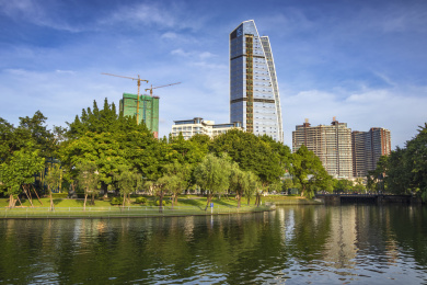 中国广东省中山市岐江公园城市中的岛屿