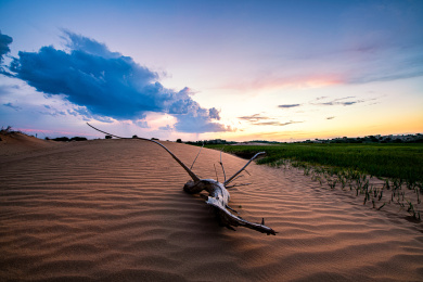 中国内蒙古锡林郭勒盟克什克腾旗草原夕阳