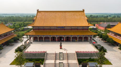 中国山东省东营市垦利区天宁寺大雄宝殿航拍