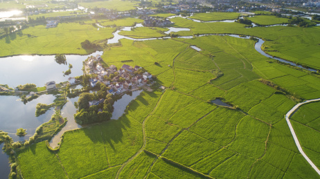 航拍中国安徽宣城市江南夏日田园风光