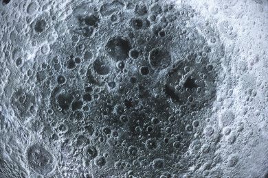 坑坑洼洼的月球表面高清