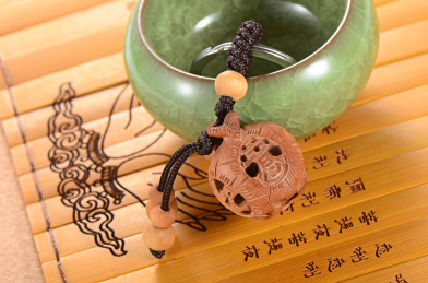 心经竹简上的苹果桃木钥匙扣挂件