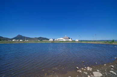 呼和浩特呼和塔拉草原风光萨仁湖