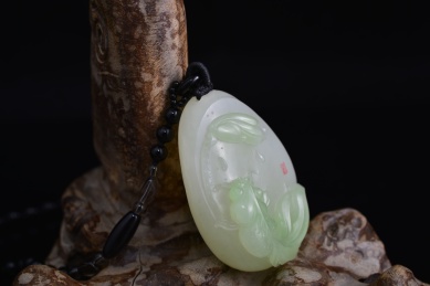 和田玉把玩件，玉石珠宝吊坠
