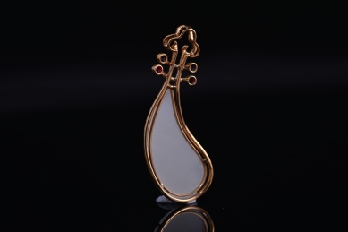 高档珠宝和田玉，金镶玉工艺作品