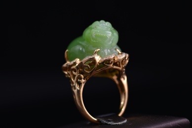 和田玉戒指，玉器雕刻工艺品