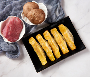 猪肉香菇馅的面点金黄锅贴