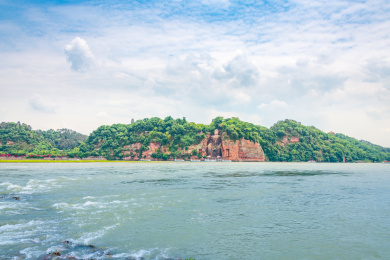 中国四川省乐山大佛风景区的美丽风光