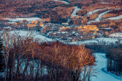 吉林长白山万达滑雪场度假酒店群全景