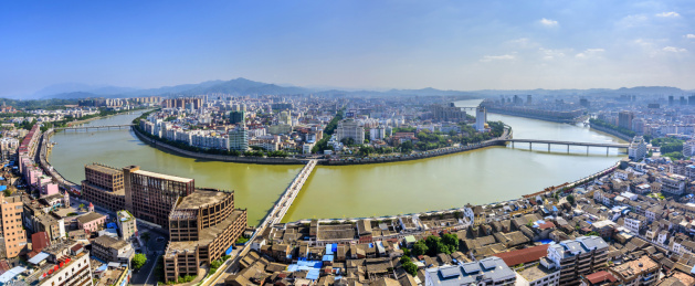 中国广东省梅州市城市全景风光
